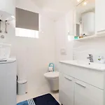 Apartman Priko 63 *