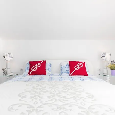 Apartment Priko 63 *