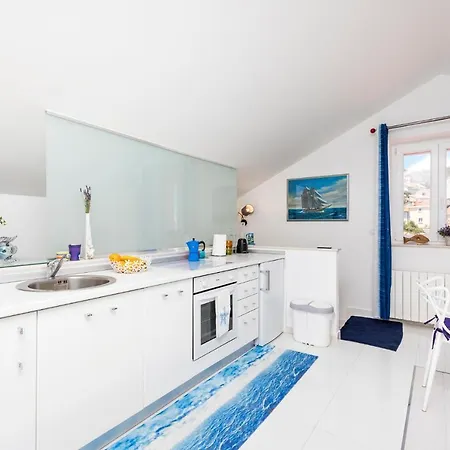 Apartment Priko 63 *